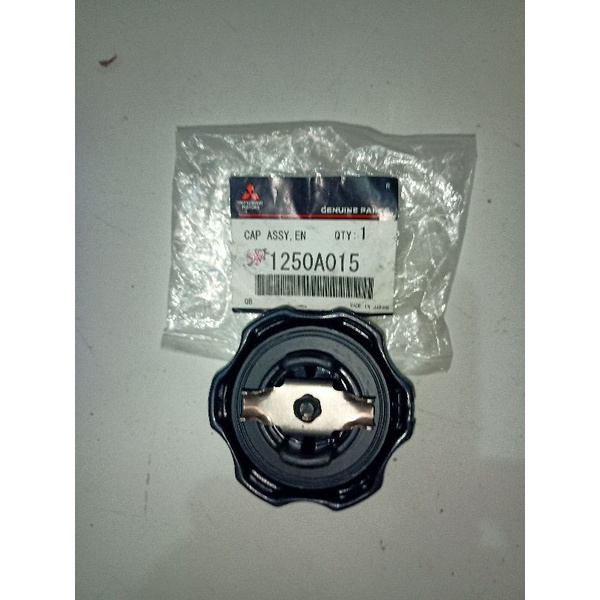 tutup oli mesin  canter - L300-Fuso original