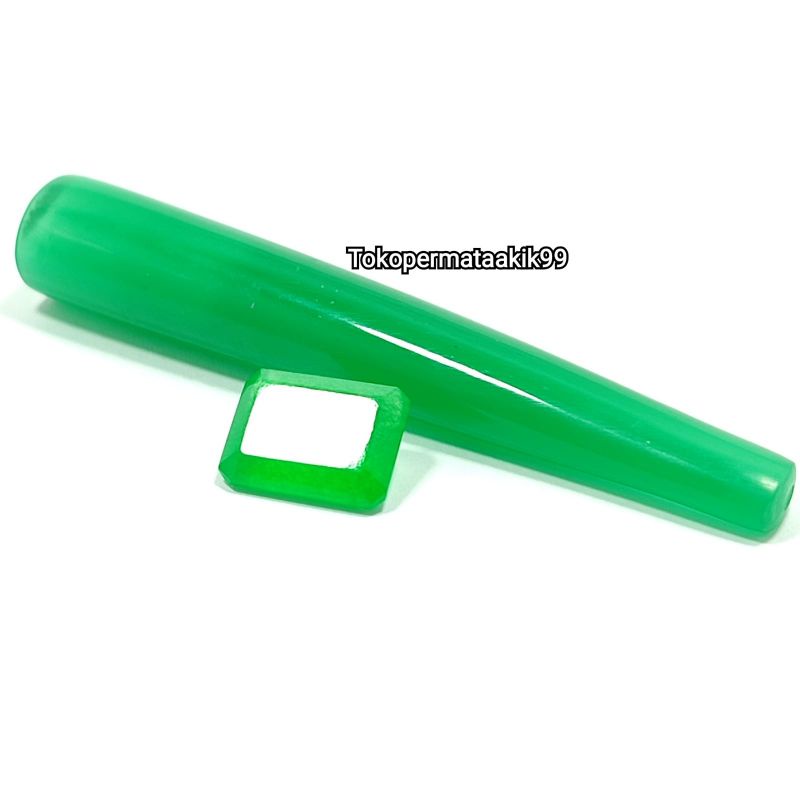 PAKET BATU GIOK ASLI NATURAL DAN PIPA ONCE HIJAU GIOK CHATAM