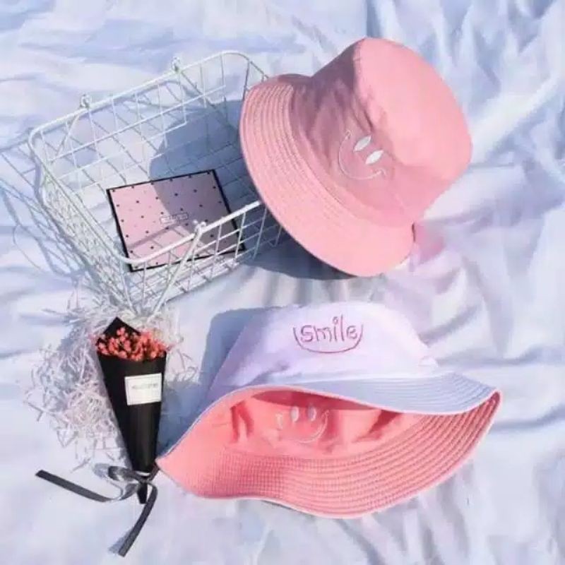 topi bucket hat pria dan wanita bolak balik bervariasi bordil bolak balik luar dalam 100% premium