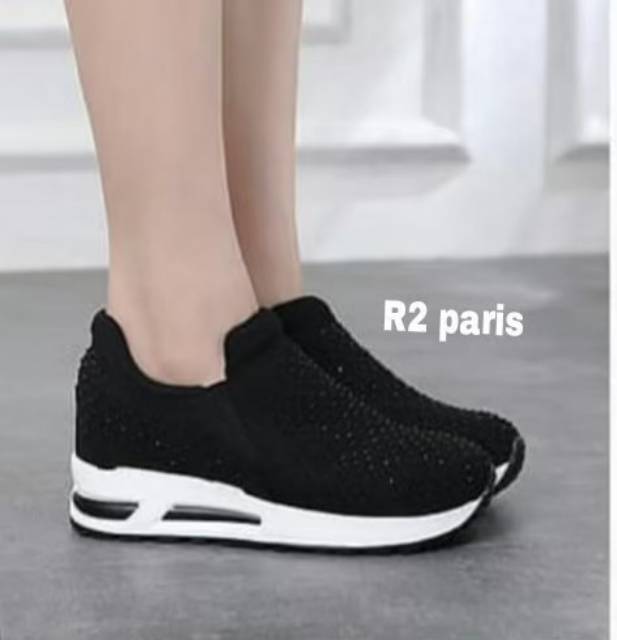 ZPT-Sepatu sneakers polos wanita OF-86