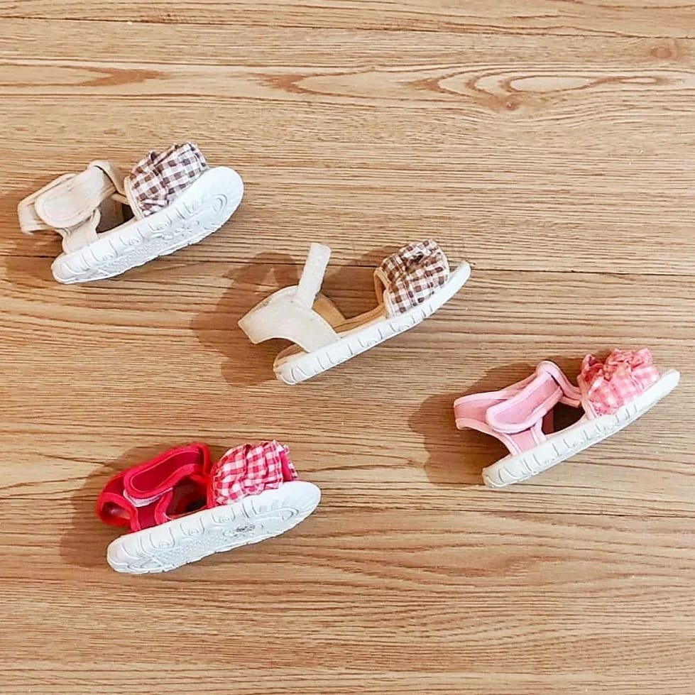 Sandal Sepatu Bayi Perempuan Motif Renda Kotak / Sandal Sepatu Anak