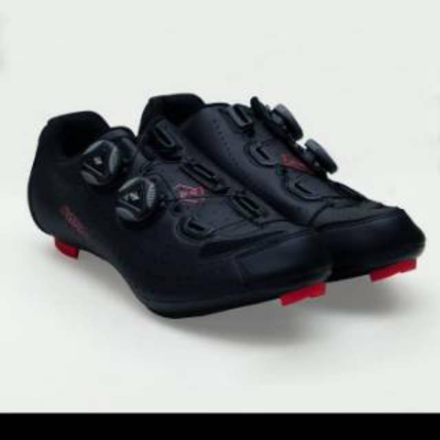 SEPATU AVELIO ROADBIKE sepatu sepeda road bike shoes bicycle sepatu gowes