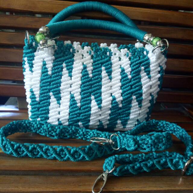 Tas tali kur motif halilintar / petir