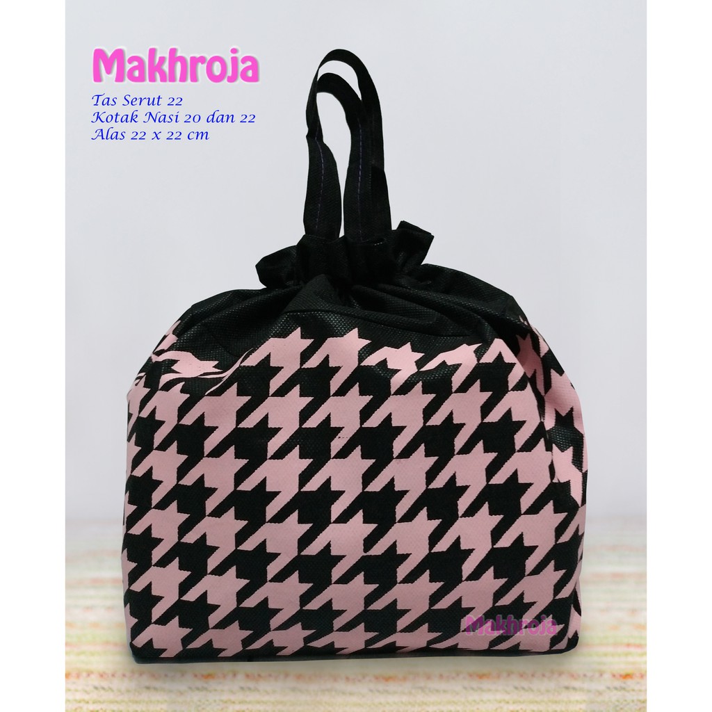 

Tas Hajatan Goodie Bag Serut 22 ZZ Hitam Pink