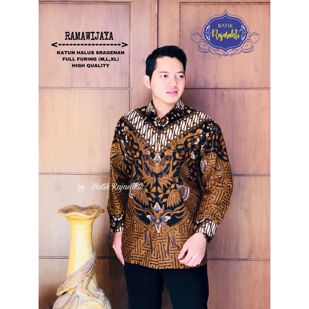 RAMAWIJAYA RAJASAKTI KEMEJA BATIK SOLO PRIA LENGAN PANJANG LAPIS FURING ATASAN BATIK PREMIUM MODERN KATUN HALUS BAHUWIRYA  BANAMITRA BANAMITRA PUTIH BANGSAWAN BAYU PUTRA BERLIAN BIRU BHARATAYUDA BIMASENA BIRENDRA BIRU INDAH BRAHMAKERTA BRAHMAKERTA MERAH