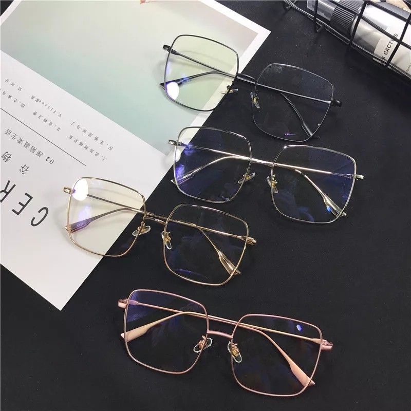 Kacamata Retro Kotak Korea Fashion