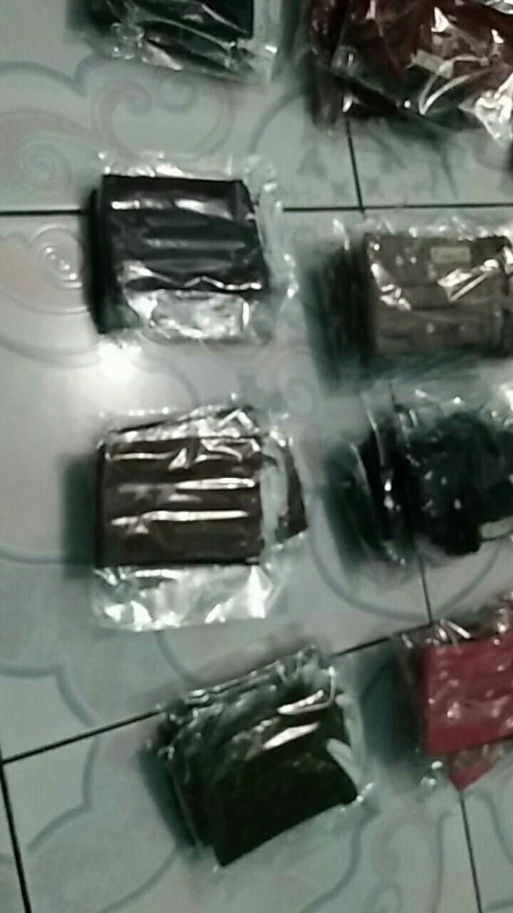 Masker Earlop Kain 2 Lapis