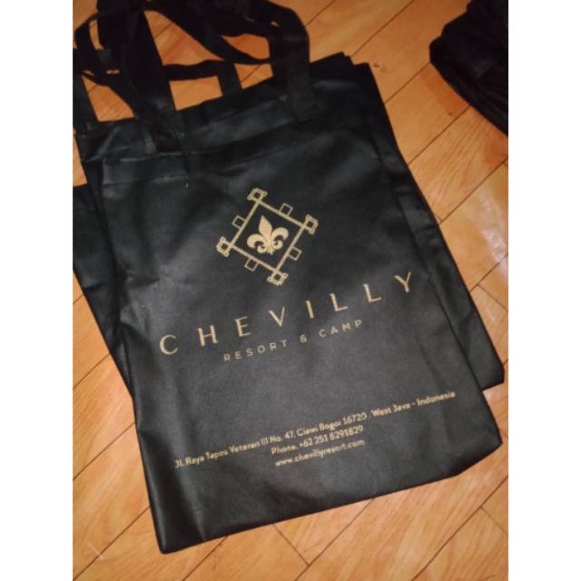 totebag 25 35 hitam custom sablon murah Shopee Indonesia totebag 25 35 hitam custom sablon murah Shopee Indonesia
