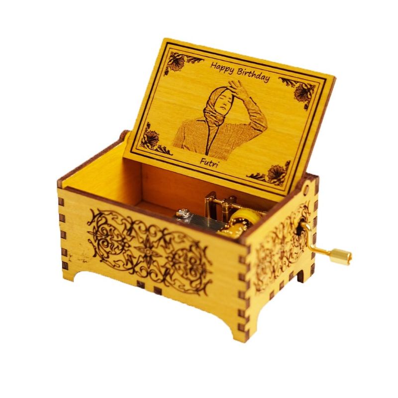 Kotak Musik Kayu Besar Manual Ukir Foto dan Tulisan
