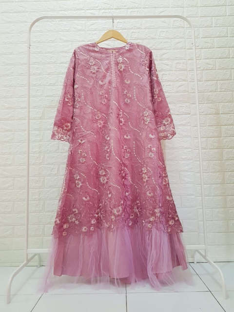 Danisha dress broklat tile