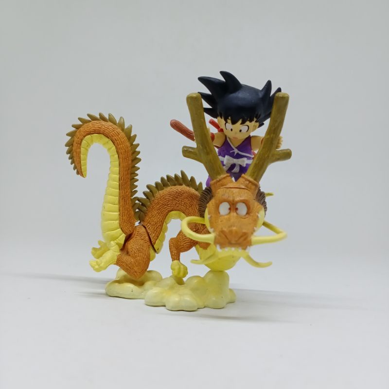 Figure Goku Naga Dragon Ball