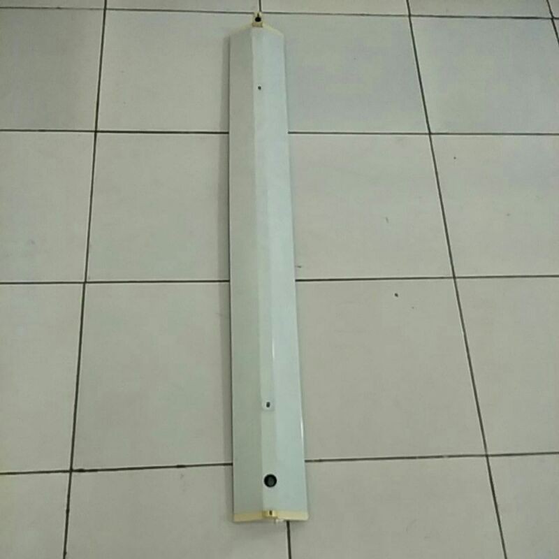 Kap Neon 36 Watt + Ballast Philips (Lampu Lapang Bulu Tangkis) Siap Pakai