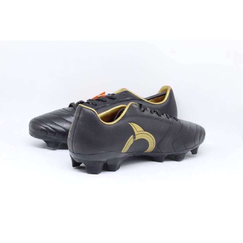 Sepatu bola ortus mirage FG-5