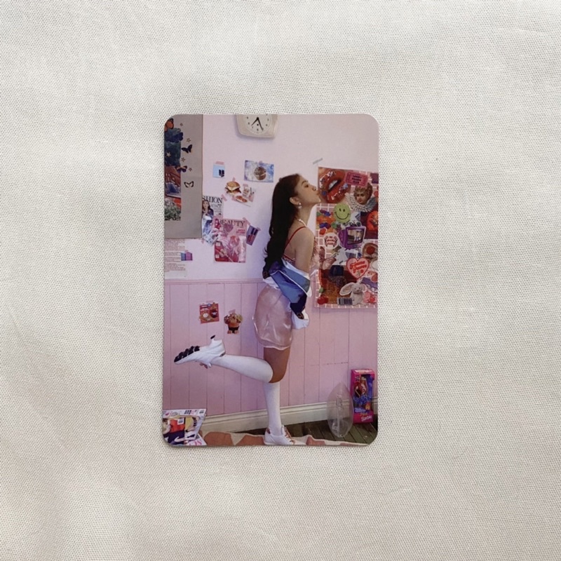 Photocard Red Velvet Yeri Queendom