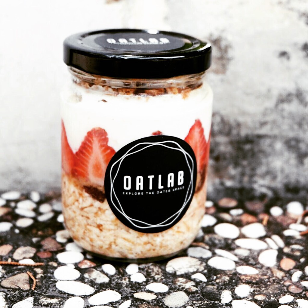 

OATLAB strawberry overnight oat