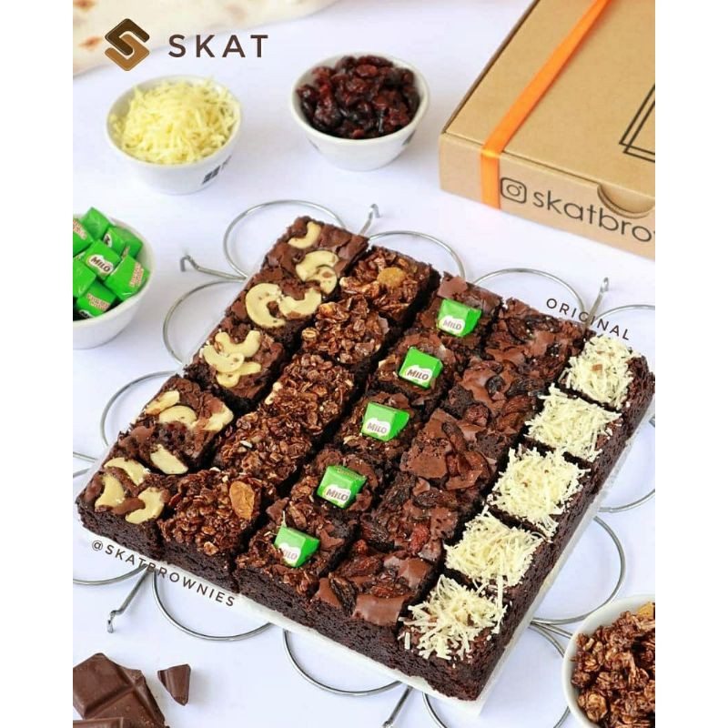 

SKAT BROWNIES CHOCO RED VELVET COFFEE ORIGINAL by @skatbrownies