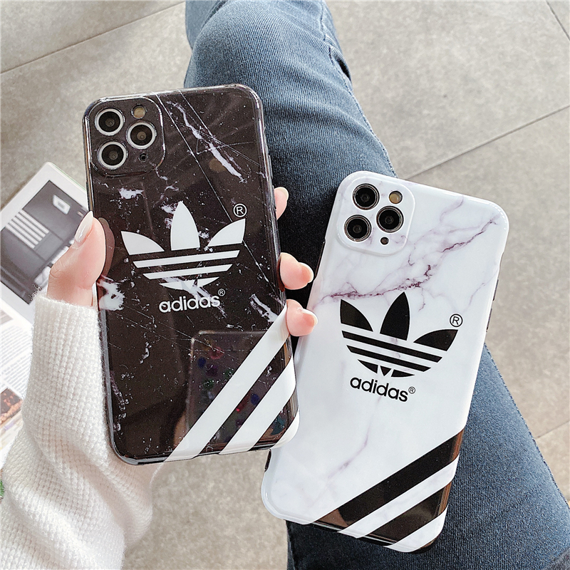 motif adidas