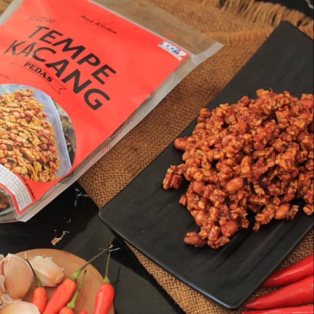 

LAUK KERING PRAKTIS - KERING TEMPE KACANG TERI PEDAS 300 GR
