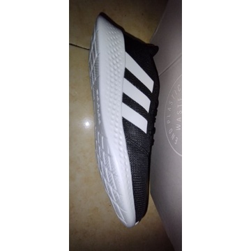 ADIDAS SEPATU WANITA RUNNING HITAM