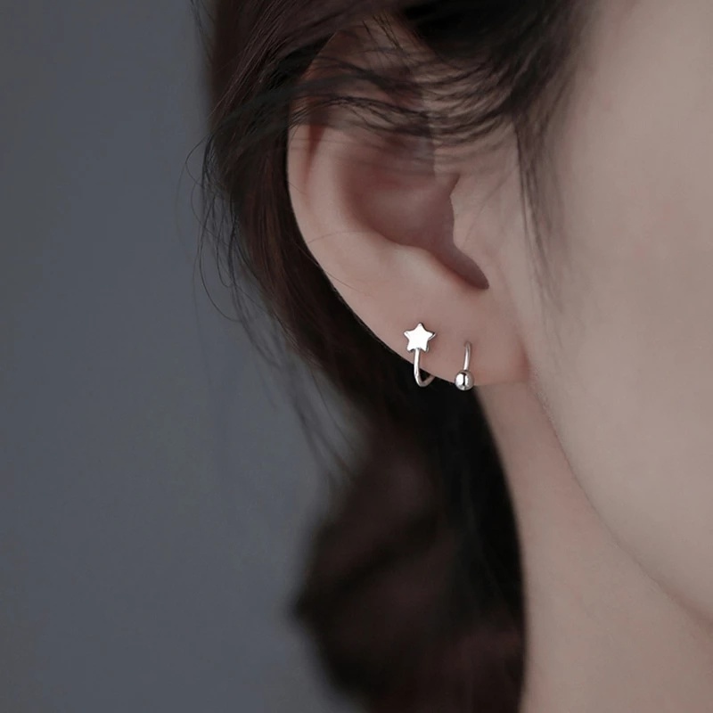 Anting Stud Bentuk Spiral Bola Bintang Hati Kecil Bahan Stainless Steel Gaya Minimalis Untuk Wanita