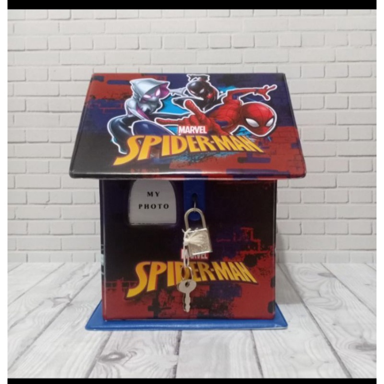 COIN BANK - CELENGAN RUMAH GEMBOK BESAR KARAKTER