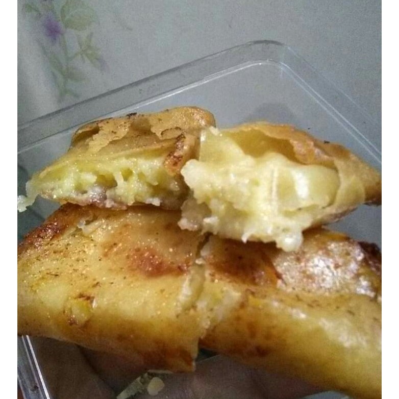 

Lumpia Goreng Durian Monthong (isi 10pcs)