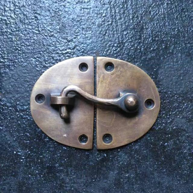 Kunci Pengait Kanan / latch Kuningan - Oval Latch With Hook