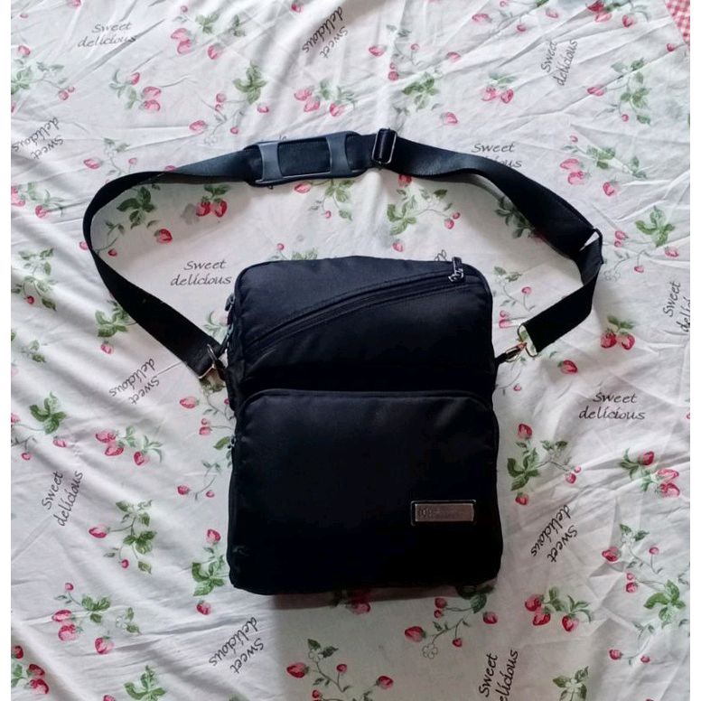 Tas sandang selempang Monster Republic sling shoulder bahu