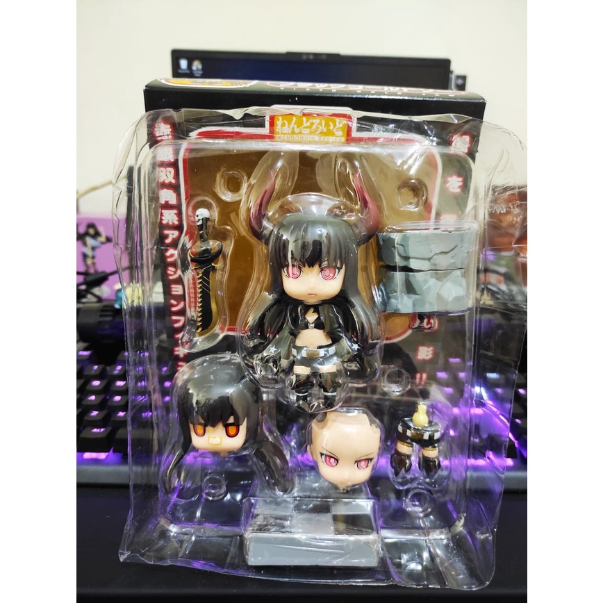 Nendoroid 145 Black Rock Shooter Black Gold Saw Figure