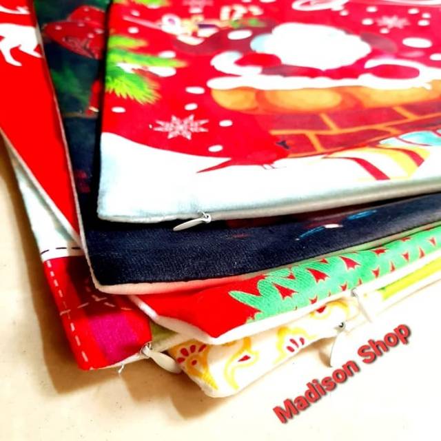 Sarung Bantal Natal Hadiah Dekorasi Christmas Murah Pillow Case Merah