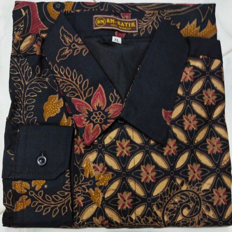 CENDERAWASIH HITAM SM BATIKSOLOAMANAH KEMEJA BAJU BATIK PRIA SOLO LENGAN PANJANG PENDEK LAPIS FURING ATASAN BATIK PREMIUM MODERN KATUN HALUS BIANTARA PARANG LINTANG GUNANDRO PEKSI MERAH PEKSI WIBOWO WAYANG ABANG ARDARA AKAR ABU AKAR TOSCA ERLANGGA PRATOMO