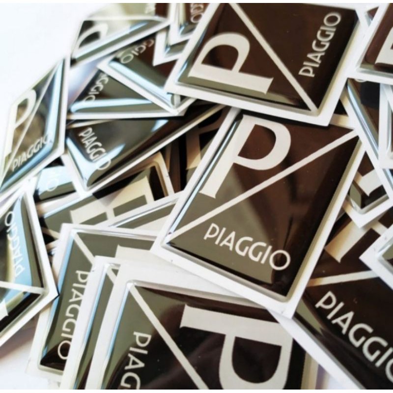 emblem custom Vespa matic dan klasik.emblem vespa.aksesoris vespa.logo vespa