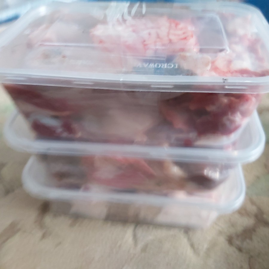 

kepala kaki jeroan kambing