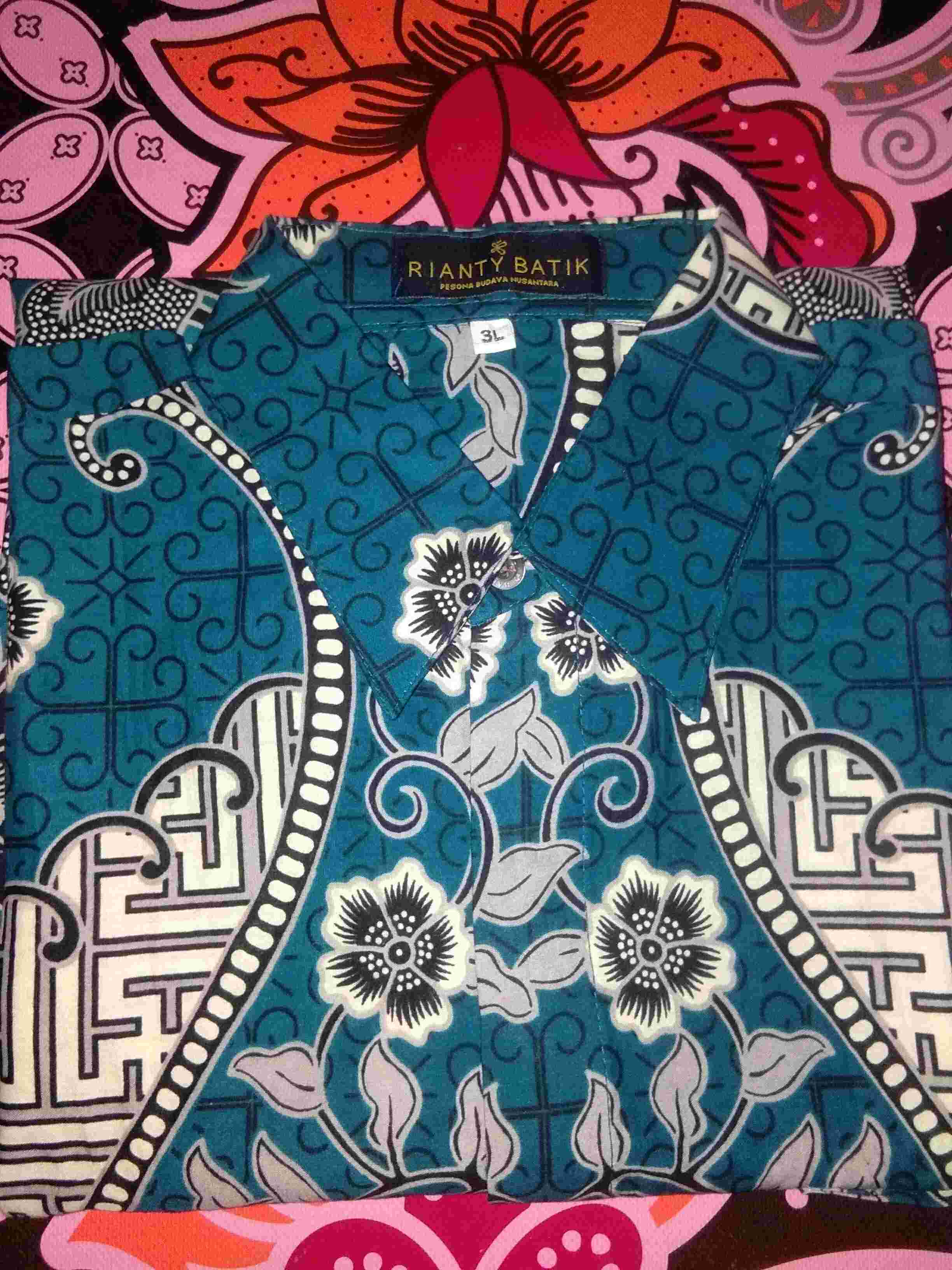 Kemeja Batik Pria Lengan Panjang Rianty Delo