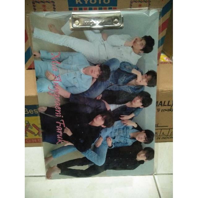 

Papan Ujian BTS / K-Pop Custom