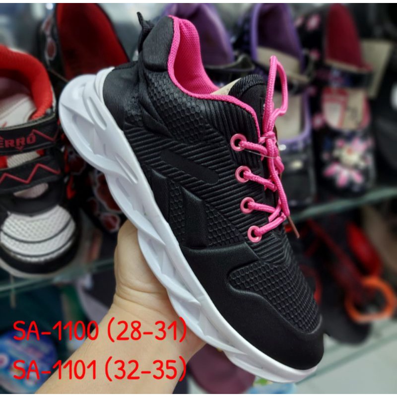 glosir sepatu sneaker imfort .satu seri 5 nomer  No 28-31  No 32- 35