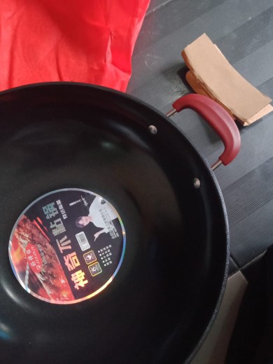 Wajan Anti Lengket Fry Pan Gagang Penggorengan Teflon Ukuran Besar 32/34cm Bahan Baja.