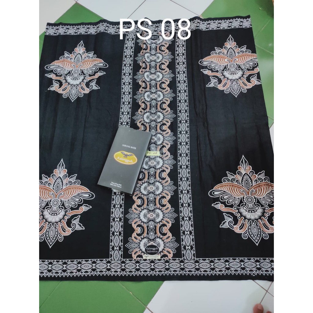 PSD 06-14 Sarung Kalongguh Hitam Putih