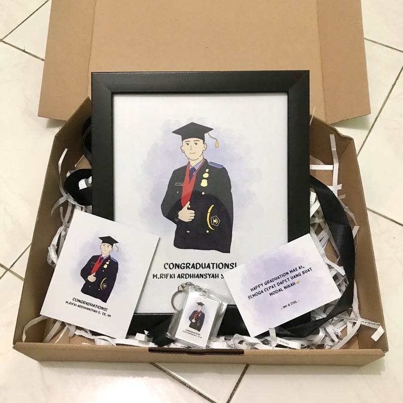 

Hampers Hadiah Ilustrasi Frame Ultah Anniv Wisuda