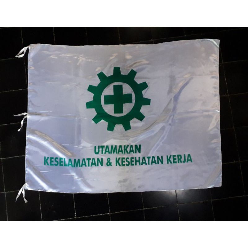 Bendera K3 Bahan Satin