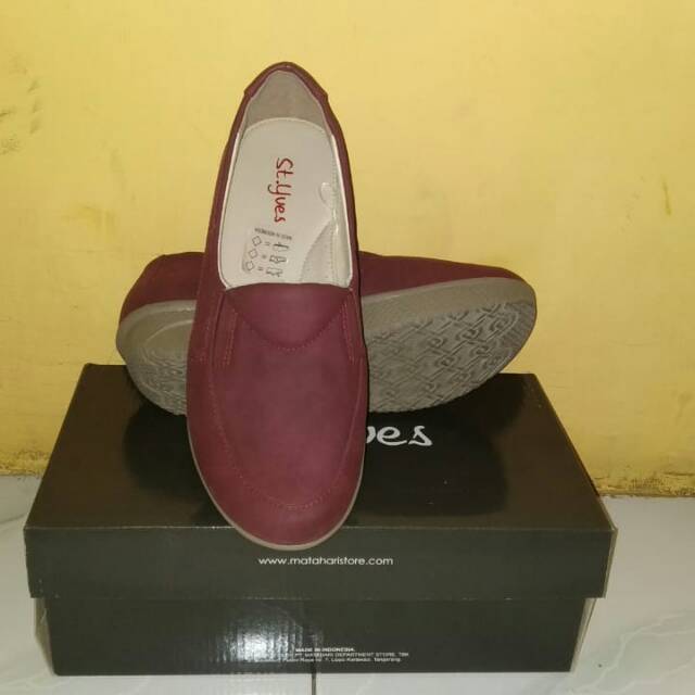 Sepatu Wedges St Yves