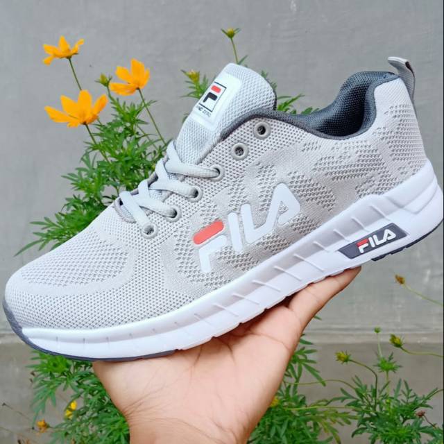 Sepatu Fila original impor running pria grey