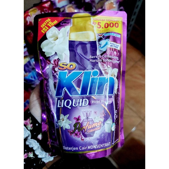 ( Pouch ) So Klin Liquid Deterjen Cair Konsentrat 240ml