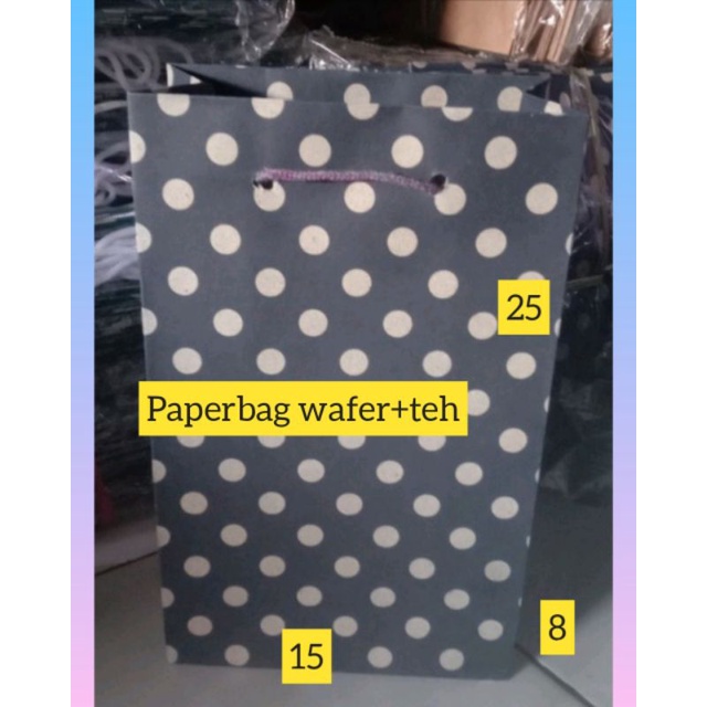 

paperbag wafer & teh pucuk ( 15.8.25)