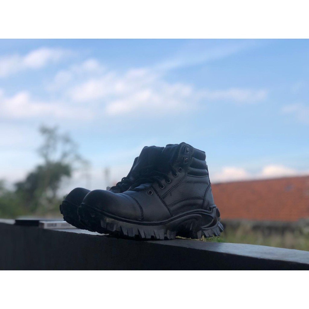Sepatu Safety boot Pria Kulit asli Murah Kicker Sepatu Proyek Kerja Hitam Cibaduyut hurahura