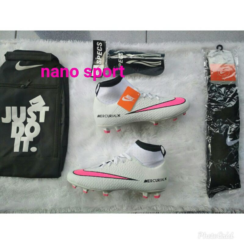 Bisa bayar di tempat cod (PAKET KOMPLIT  ) SEPATU BOLA nike CR7 booth-4