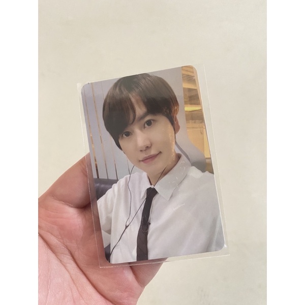 KYUHYUN SUPER JUNIOR TYE RENAISSANCE SQUARE PHOTOCARD BOOKED