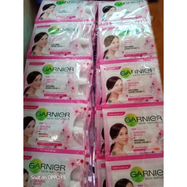 GARNIER WHITENING CREAM DAY SACHET ECER/SATUAN