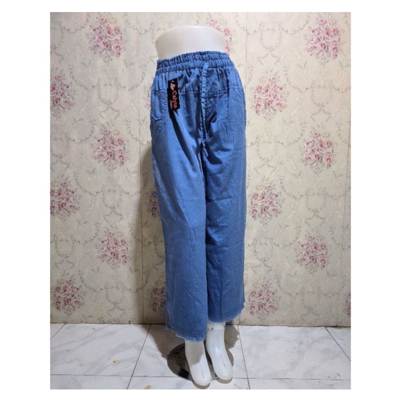 KULOT JEANS RAWIS CELANA KULOT JEANS RAWIS JEANS KULOT RAWIS HIGHTWAIST