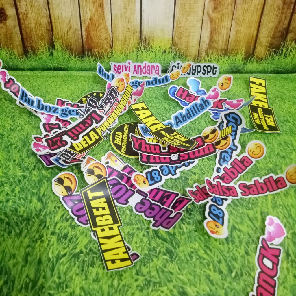 

STIKER KARAKTER GAMBAR BEBAS